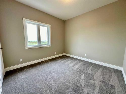 4717 7 Street, Coalhurst, AB - Indoor Photo Showing Other Room