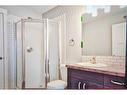 5514 54 Avenue, Taber, AB  - Indoor Photo Showing Bathroom 