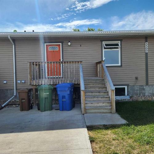 5510 54 Avenue, Taber, AB - Outdoor