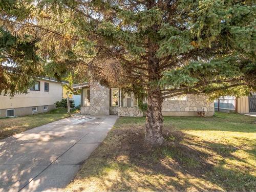 2614 22 Avenue South, Lethbridge, AB - Outdoor