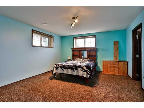 91041 Rge Rd 164, Taber, AB - Indoor Photo Showing Bedroom