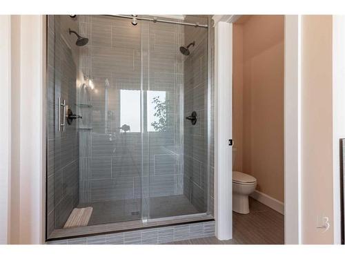 2609 Aspen Drive, Coaldale, AB - Indoor Photo Showing Bathroom