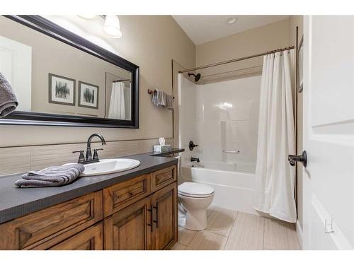 2609 Aspen Drive, Coaldale, AB - Indoor Photo Showing Bathroom