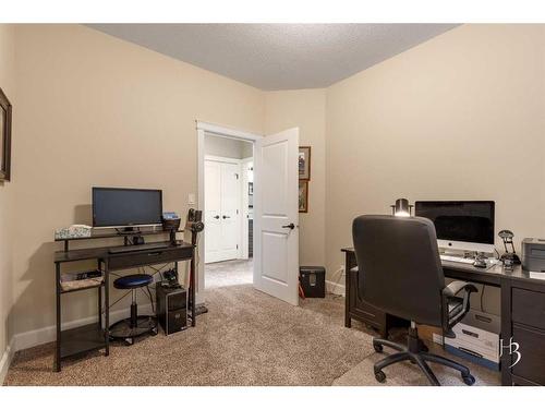 2609 Aspen Drive, Coaldale, AB - Indoor Photo Showing Office