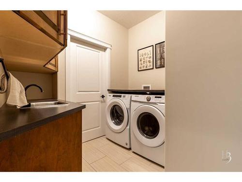 2609 Aspen Drive, Coaldale, AB - Indoor Photo Showing Laundry Room