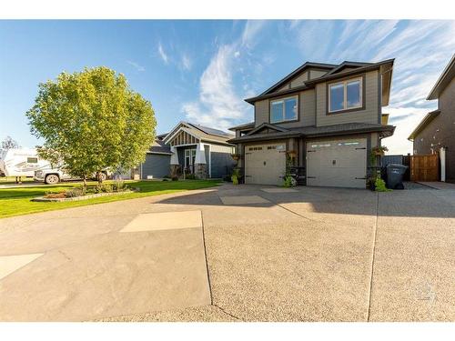 2609 Aspen Drive, Coaldale, AB - Outdoor With Facade