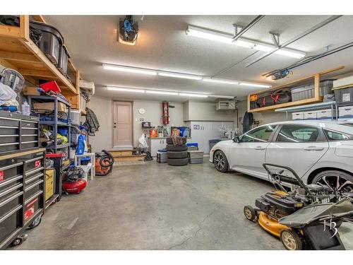 2609 Aspen Drive, Coaldale, AB - Indoor Photo Showing Garage