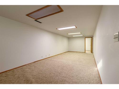 1705 23 Avenue North, Lethbridge, AB - Indoor Photo Showing Other Room