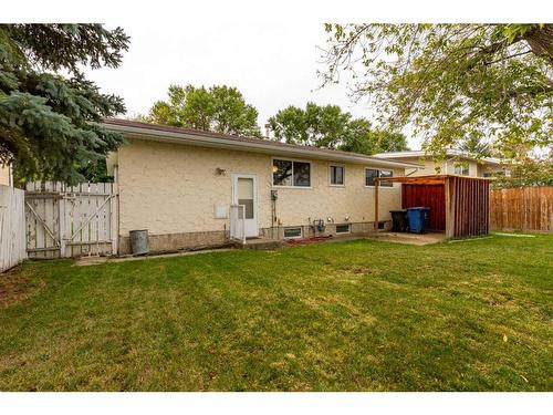 1705 23 Avenue North, Lethbridge, AB - Outdoor