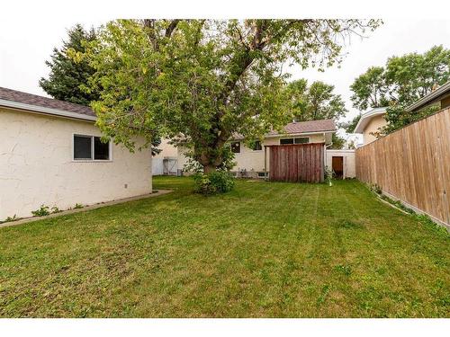 1705 23 Avenue North, Lethbridge, AB - Outdoor