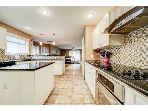 13538 19Th Avenue, Blairmore, AB - Indoor Photo Showing Kitchen With Upgraded Kitchen