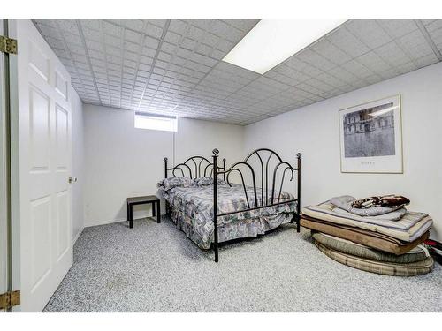 13538 19Th Avenue, Blairmore, AB - Indoor Photo Showing Bedroom