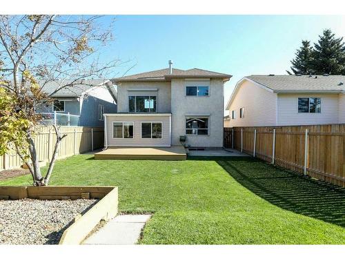 315 Heritage Crescent West, Lethbridge, AB - Outdoor