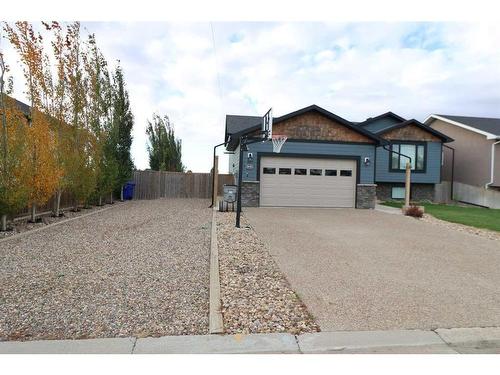 609 10 Avenue West, Barnwell, AB - Outdoor