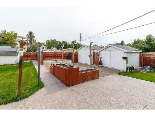 425 12B Street North, Lethbridge, AB - Outdoor