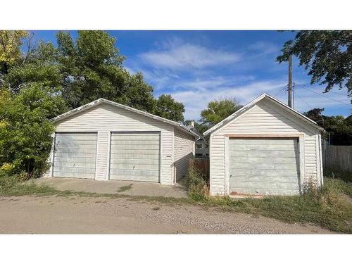 314 15 Street North, Lethbridge, AB - Outdoor With Exterior