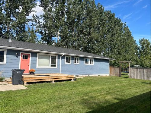 349 S 3 Street West, Magrath, AB - Outdoor