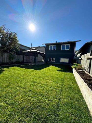 228 Mt Blakiston Road West, Lethbridge, AB - Outdoor