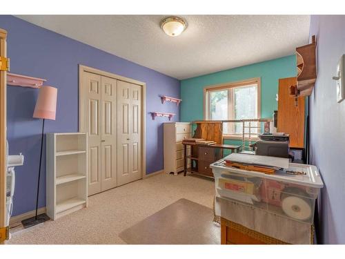 16 Rivercrest Court West, Lethbridge, AB - Indoor