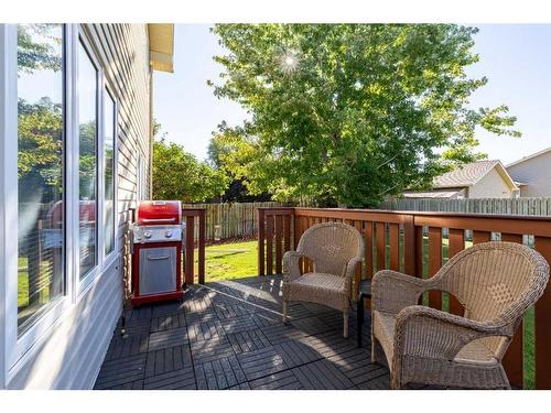 16 Rivercrest Court West, Lethbridge, AB - Outdoor With Deck Patio Veranda With Exterior