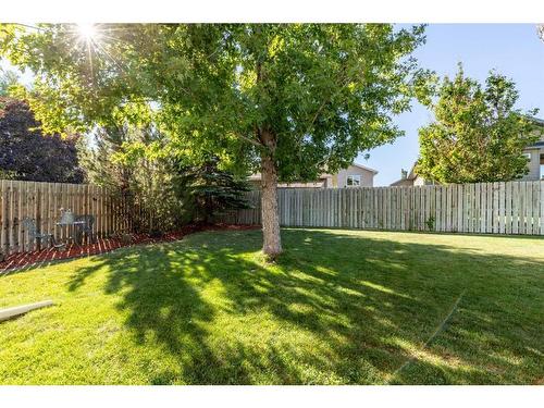 16 Rivercrest Court West, Lethbridge, AB - Outdoor With Backyard