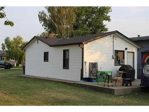 106 3Rd Street, Picture Butte, AB - Outdoor With Exterior