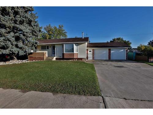 551 16 Street, Fort Macleod, AB - Outdoor With Facade