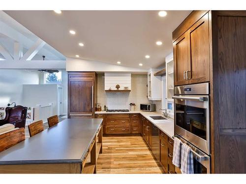 676 Lakeside Drive, Rural Vulcan County, AB - Indoor Photo Showing Kitchen