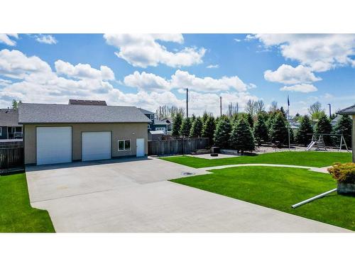 360 E 1 Avenue South, Magrath, AB - Outdoor