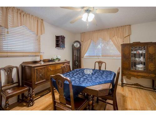 612 12 Street South, Lethbridge, AB - Indoor Photo Showing Dining Room