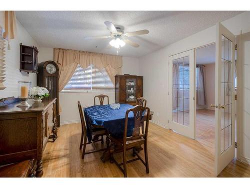 612 12 Street South, Lethbridge, AB - Indoor Photo Showing Dining Room