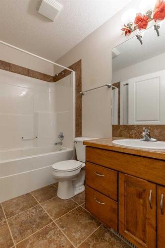 128 Rivermill Landing West, Lethbridge, AB - Indoor Photo Showing Bathroom