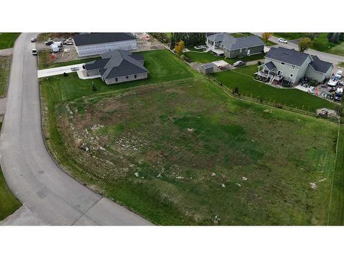 46 Pebblecreek Cove, Raymond, AB 