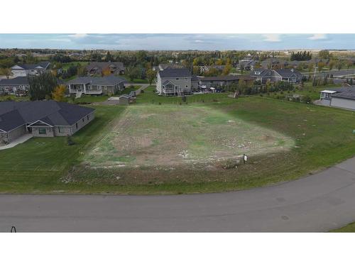 46 Pebblecreek Cove, Raymond, AB 