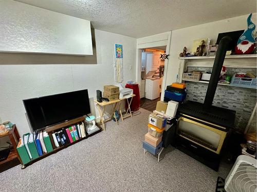 2807 11 Avenue South, Lethbridge, AB - Indoor