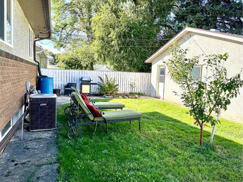 2117 19 Avenue South, Lethbridge, AB - Outdoor