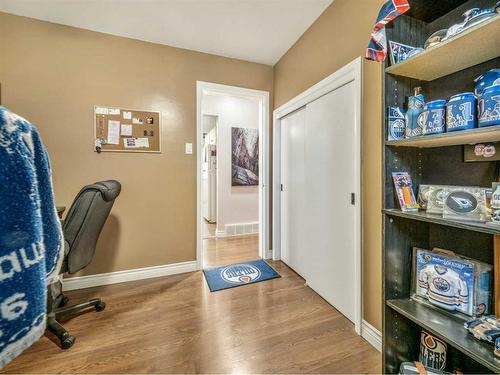 1611 24 Street South, Lethbridge, AB - Indoor Photo Showing Other Room