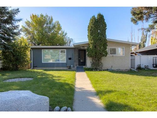 1714 14 Avenue South, Lethbridge, AB - Outdoor