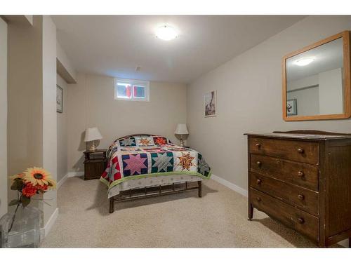 1714 14 Avenue South, Lethbridge, AB - Indoor Photo Showing Bedroom