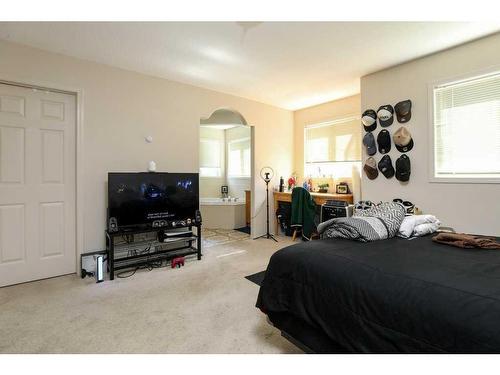 361 Red Crow Boulevard West, Lethbridge, AB - Indoor Photo Showing Bedroom