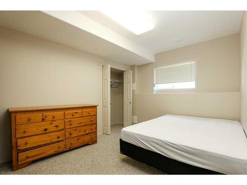 361 Red Crow Boulevard West, Lethbridge, AB - Indoor Photo Showing Bedroom