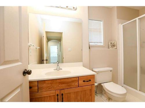 361 Red Crow Boulevard West, Lethbridge, AB - Indoor Photo Showing Bathroom