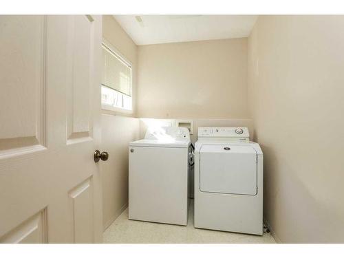 361 Red Crow Boulevard West, Lethbridge, AB - Indoor Photo Showing Laundry Room