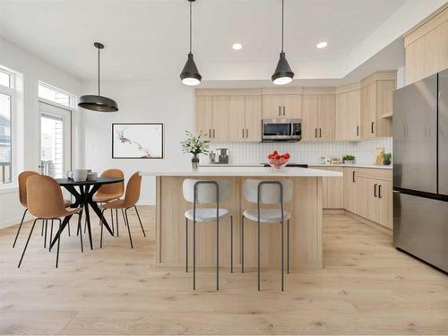 36 Blackwolf Lane North, Lethbridge, AB - Indoor Photo Showing Kitchen