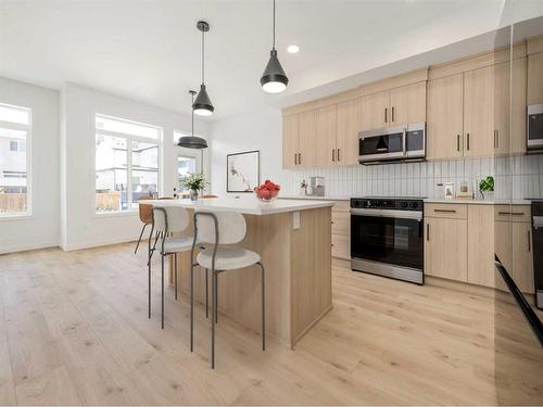 36 Blackwolf Lane North, Lethbridge, AB - Indoor Photo Showing Kitchen