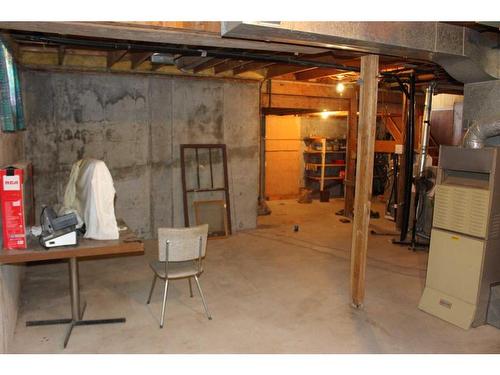 656 Crescent Avenue, Picture Butte, AB - Indoor Photo Showing Basement