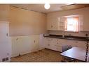 656 Crescent Avenue, Picture Butte, AB  - Indoor Photo Showing Kitchen 