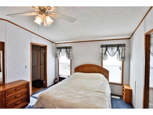 612 Grand Avenue, Carmangay, AB - Indoor Photo Showing Bedroom