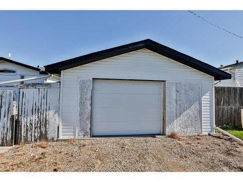 612 Grand Avenue, Carmangay, AB - Outdoor With Exterior