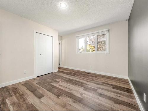 920 Wilderness Avenue, Pincher Creek, AB - Indoor Photo Showing Other Room